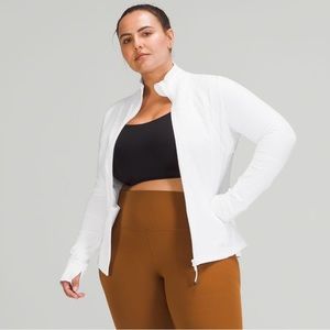 White lululemon Define jacket in a size 6! Never worn, so brand new condition